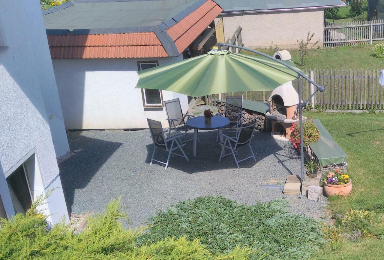 Mohlsdorf Ferienwohnung Und Pension Guertler מראה חיצוני תמונה